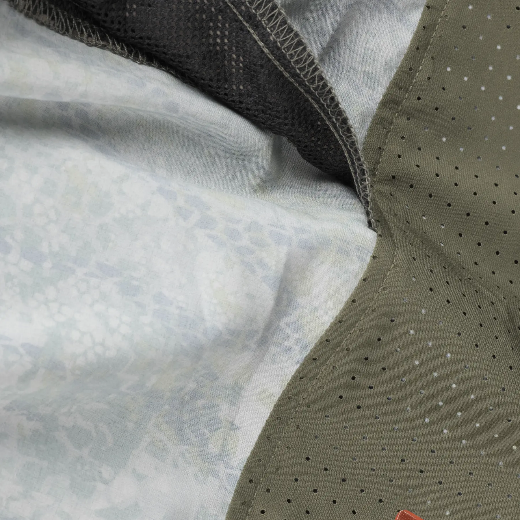 AIR LW BUTTON DOWN SHIRT - Image 6
