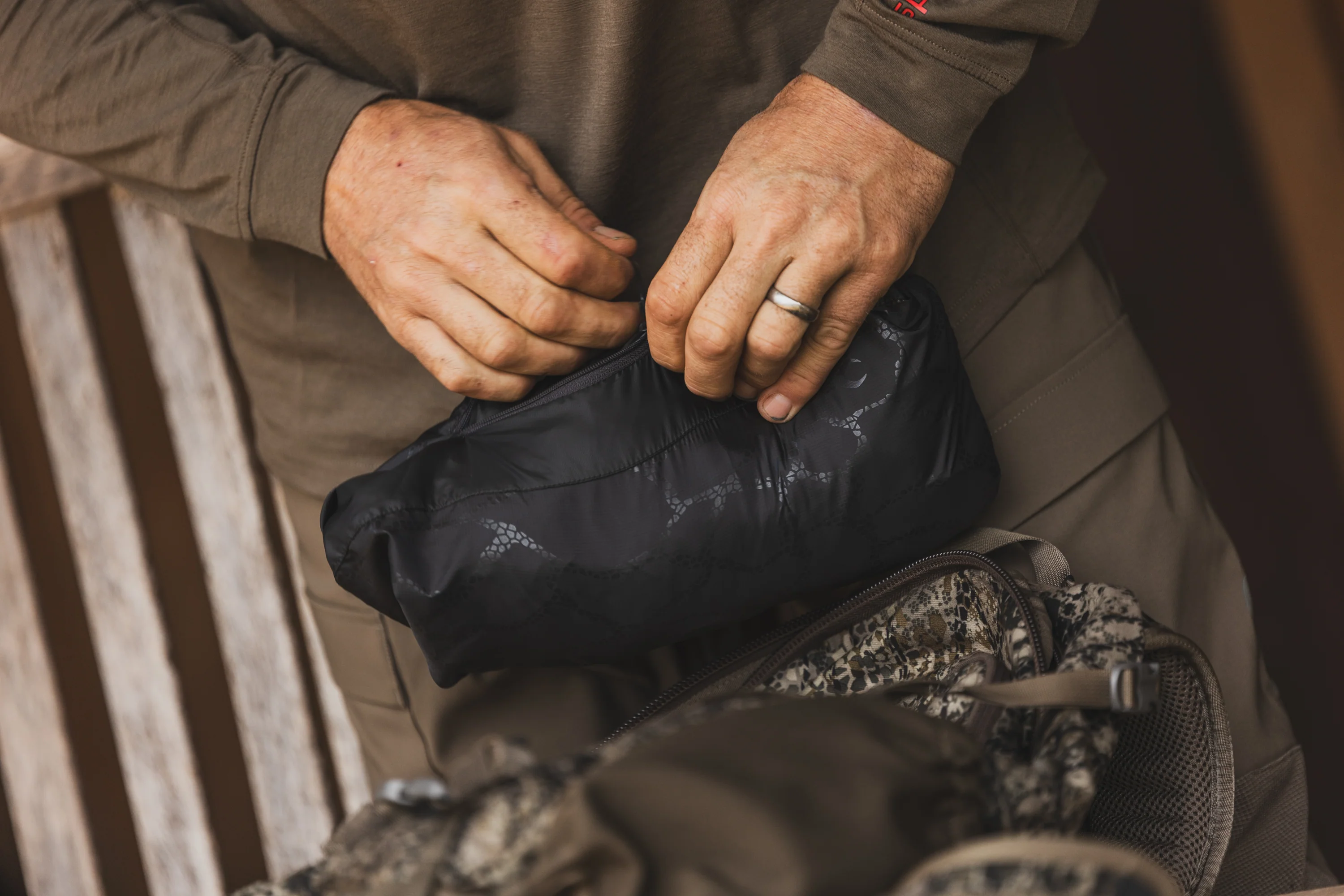 ULTRALIGHT PACKABLE JACKET - Image 9